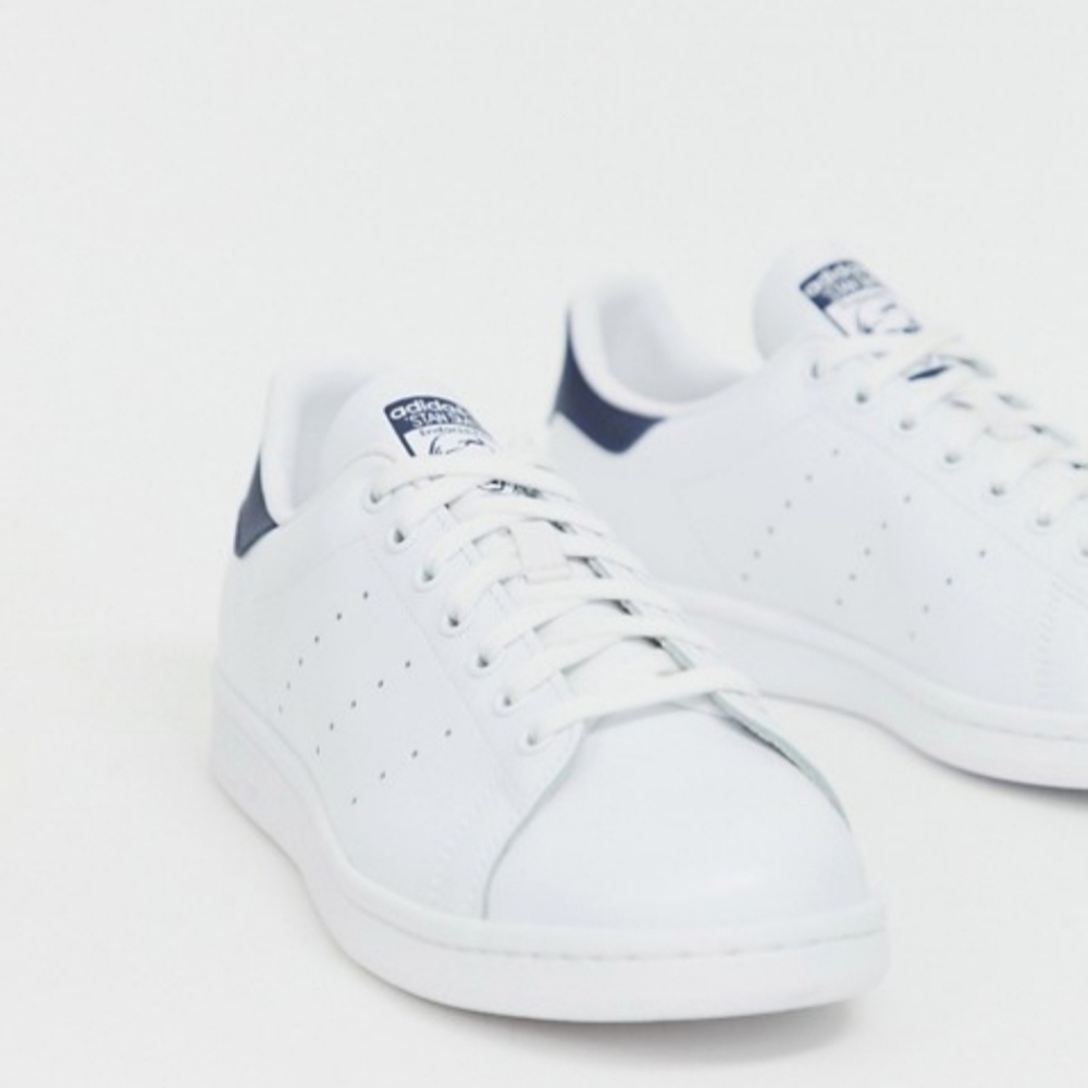 Adidas Original Stan Smith Sneakers White and Navy